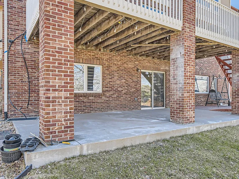 15721 E Lake Cir — Photo 23