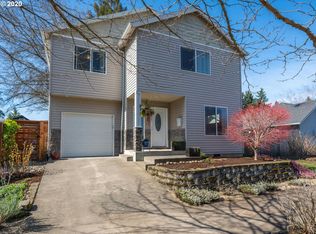 911 SE 90th Ave, Portland, OR 97216