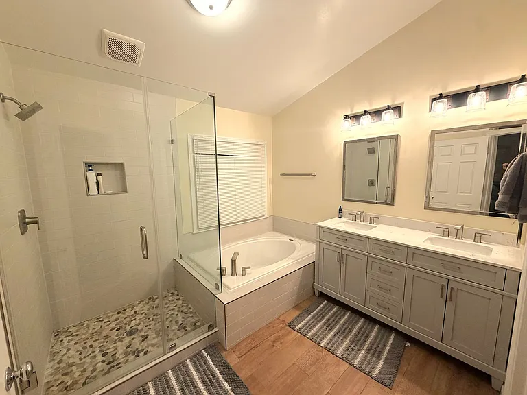 9425 Van Arsdale Dr — Photo 14