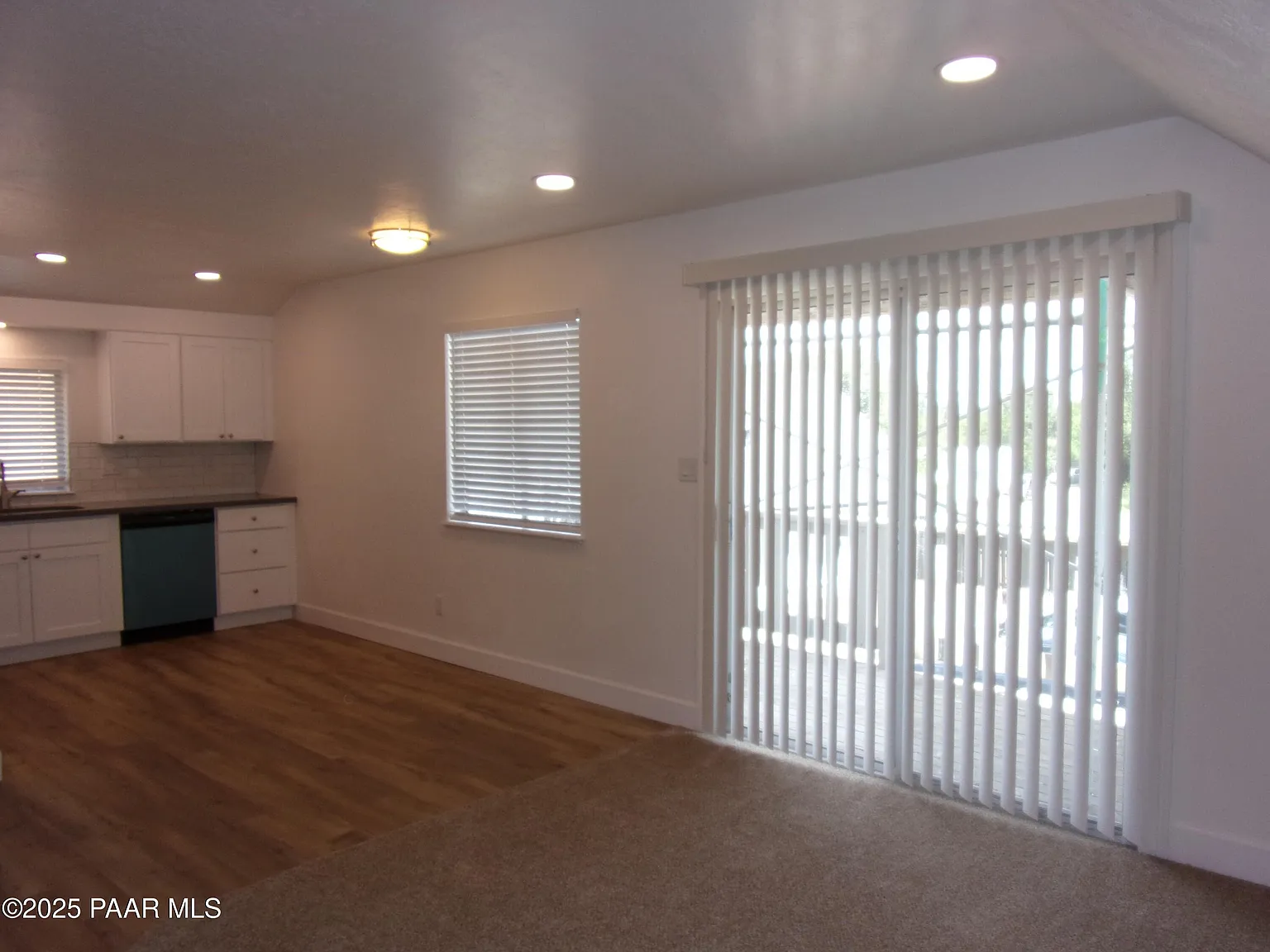 1 bed, 1.0 bath, 750 sqft, $1,344 — Photo 4