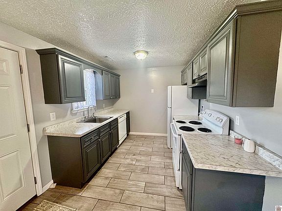 2nd image of 874 Delmont Church Rd