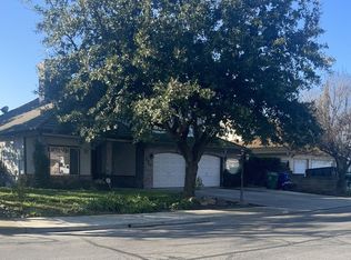 715 Bluff Dr, Los Banos, CA 93635