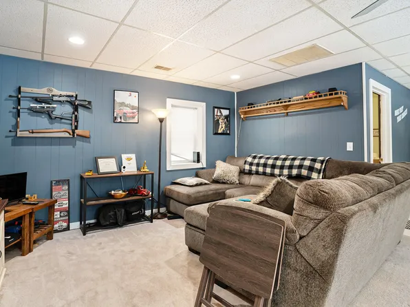 6105 Holton Duck Lake Rd, Twin Lake, MI 49457