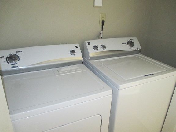 5th image of 1525 S Independence Blvd APT 204