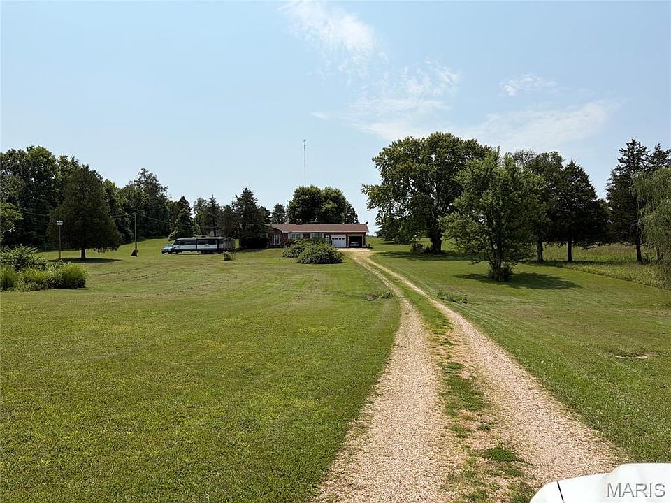1st image of 8560 Saffell Rd