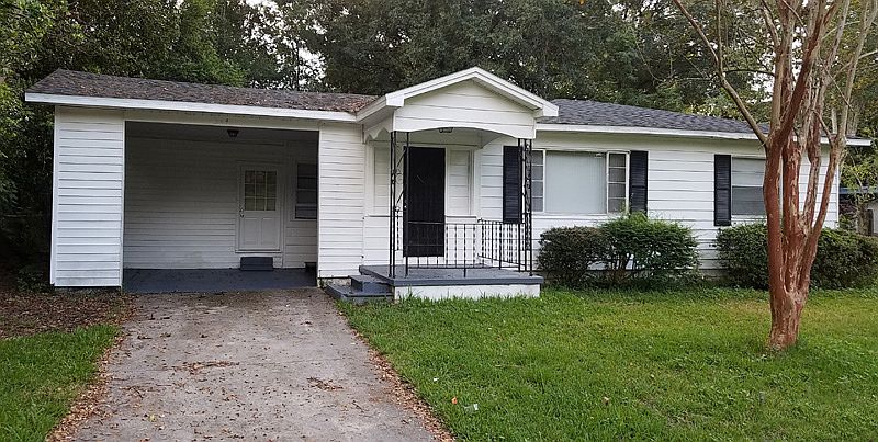 1st image of 3470 Brookhaven Dr
