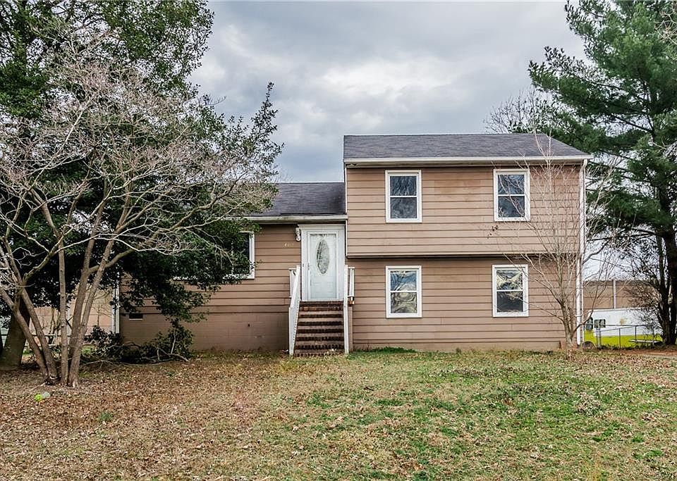 1st image of 4107 Robert E Lee Dr