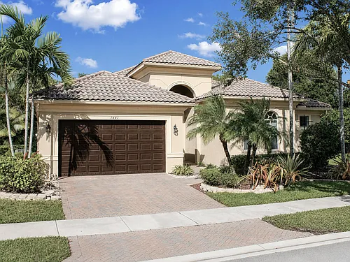 7441 NW 115th Ter Photo 1