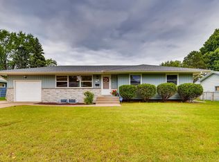 3016 Quarles Rd, Brooklyn Center, MN 55429