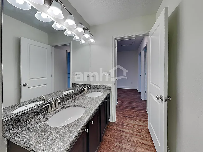 919 Walden Pond Dr — Photo 20