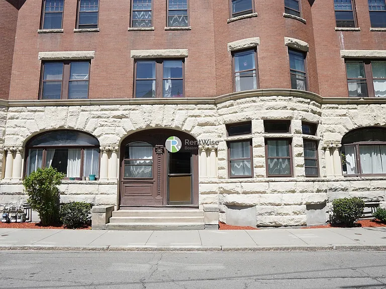 11 Vernon St #1 — Photo 18