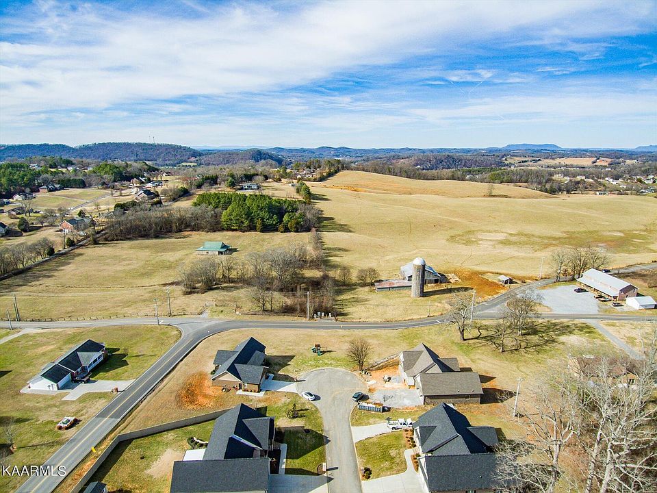 1st image of Rosewood Dr