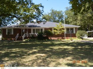 254 Smith St, Hartwell, GA 30643