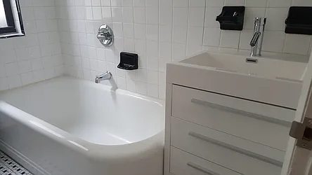 Rented by SubHut Realty USA, Inc.