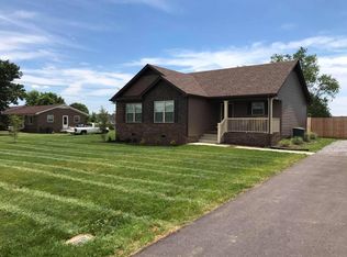 563 North Harris Rd, Portland, TN 37148