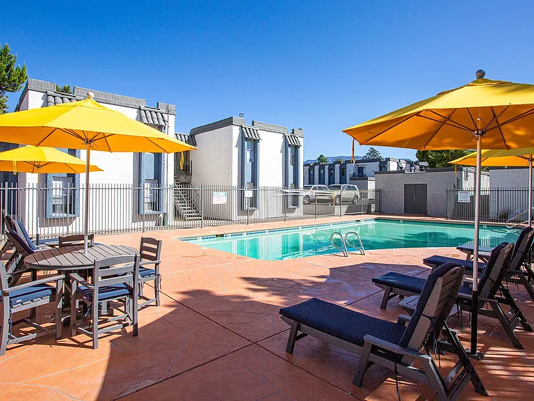 Norte Villas Apartments — Photo 11
