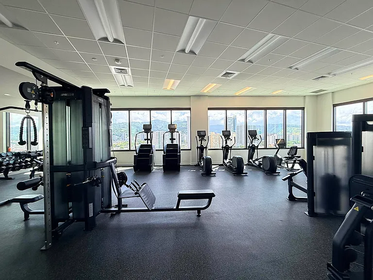 Full Gym
