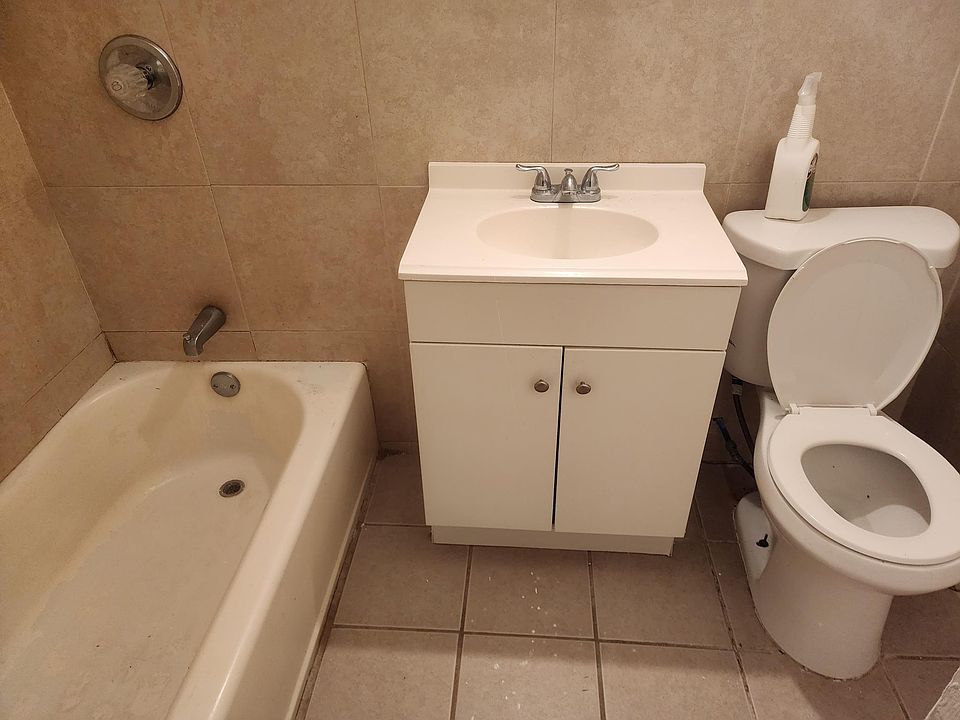 52 Cheshire Rd Prospect CT Zillow