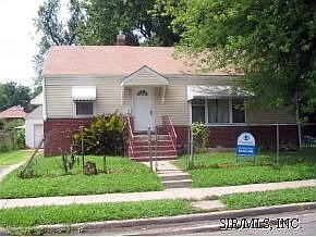 1st image of 843 N 80th St