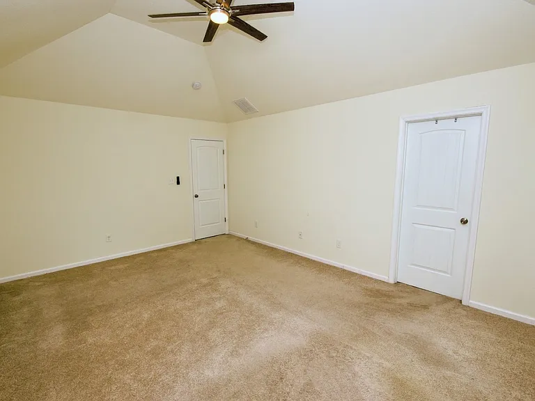 4115 Franklin St — Photo 22