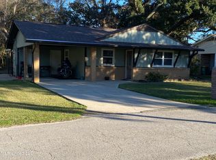 104 Twin Cedar Ave, Long Beach, MS 39560