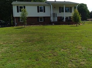 114 Bent Tree Dr, Blairs, VA 24527