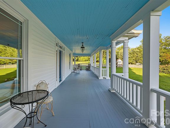 3rd image of 2386 Liledoun Rd