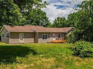 308 E Norman Rd, Mount Airy, NC 27030