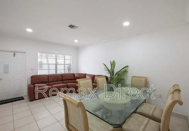 4591 Purdy Ln — Photo 4