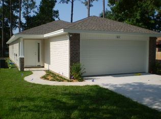 62 7th Ave, Shalimar, FL 32579