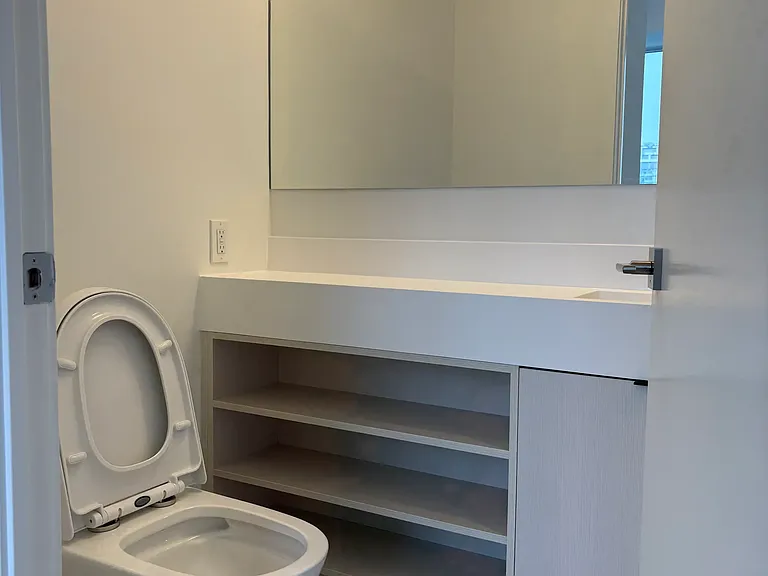 252 Church St #4012 — Photo 4