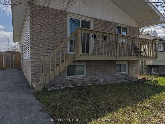 3rd image of 211 Reid St