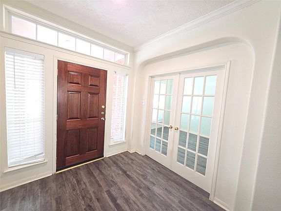 4th image of 2227 Lazy Trail Path Ct
