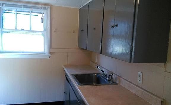4th image of 8824 Corwin Dr