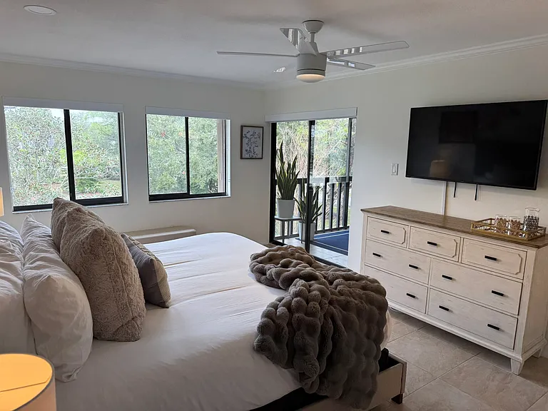 1800 Mariner Dr #6 — Photo 14