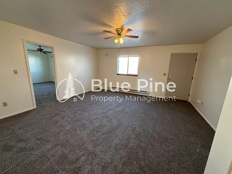 2 bed, 2.0 bath, 1050 sqft, $1,050 — Photo 2