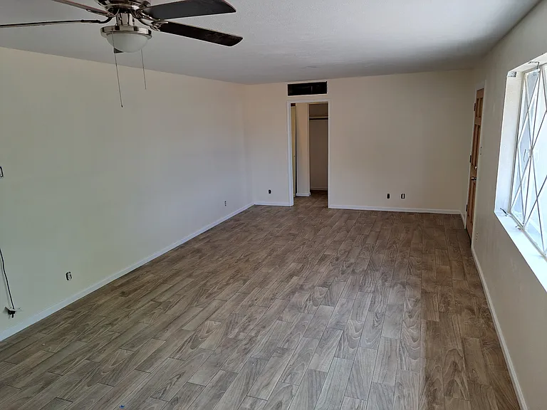 7308 E Latham St — Photo 17