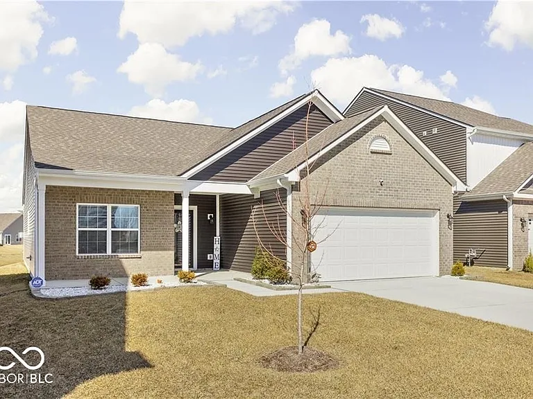 5826 Cresswell Ln — Photo 2