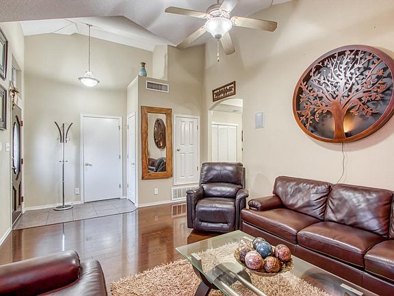 3rd image of 14342 Patriot Point Dr