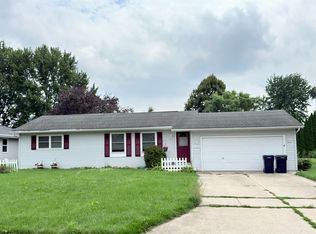 3326 Spruce St, Janesville, WI 53546