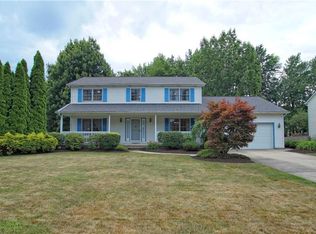7732 Saint James Dr, Mentor, OH 44060