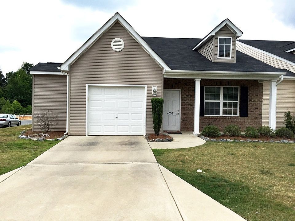 1st image of 4052 Broadview Ln
