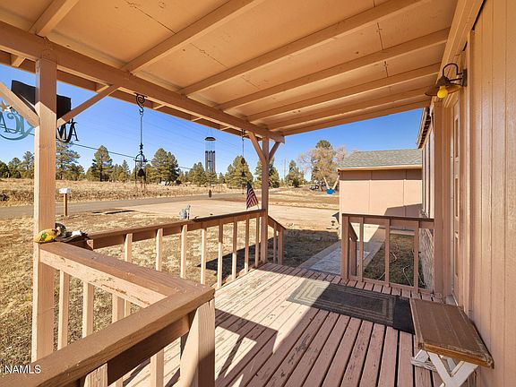 3rd image of 1050 N Airport Rd