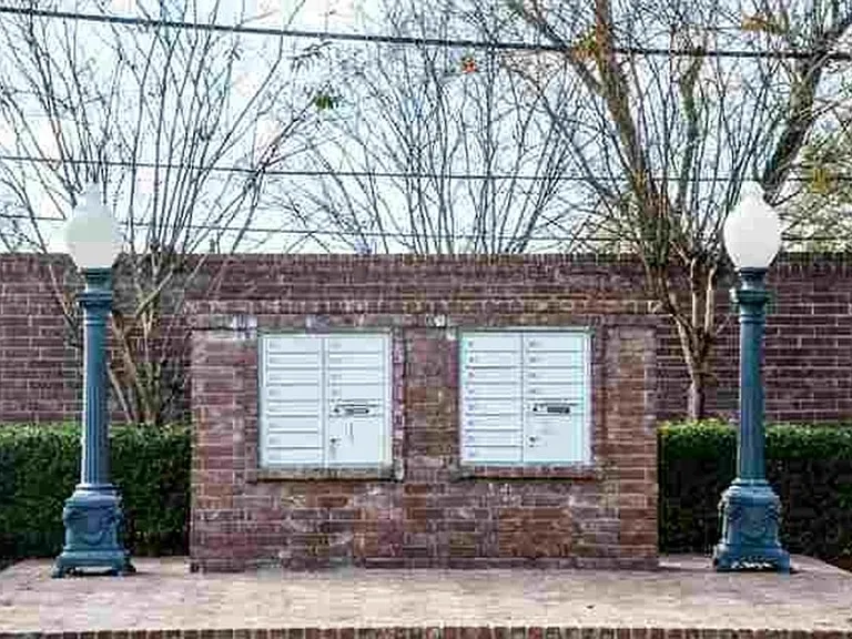 13 Stonebrook Ct — Photo 25
