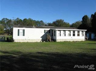 8040 Hamster Dr, Zephyrhills, FL 33540