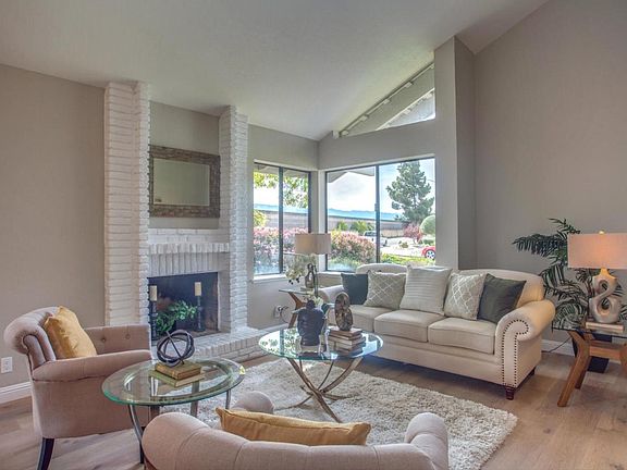 4th image of 4062 Cranford Cir