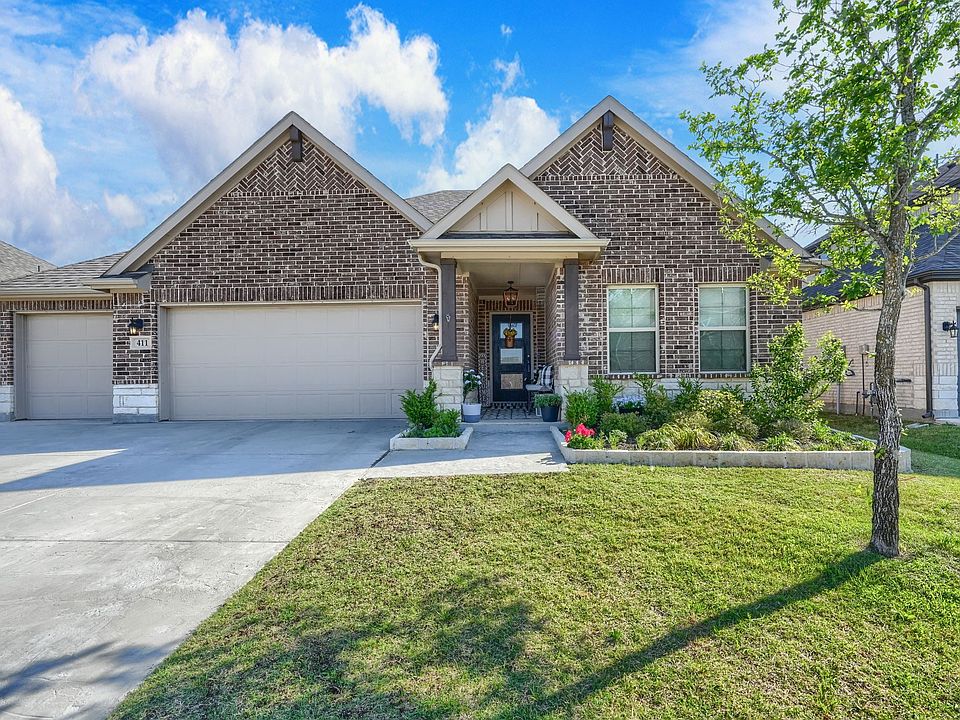 1st image of 411 Spirehaven Dr