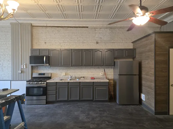 1653 Taylor Ave, Racine, WI 53403