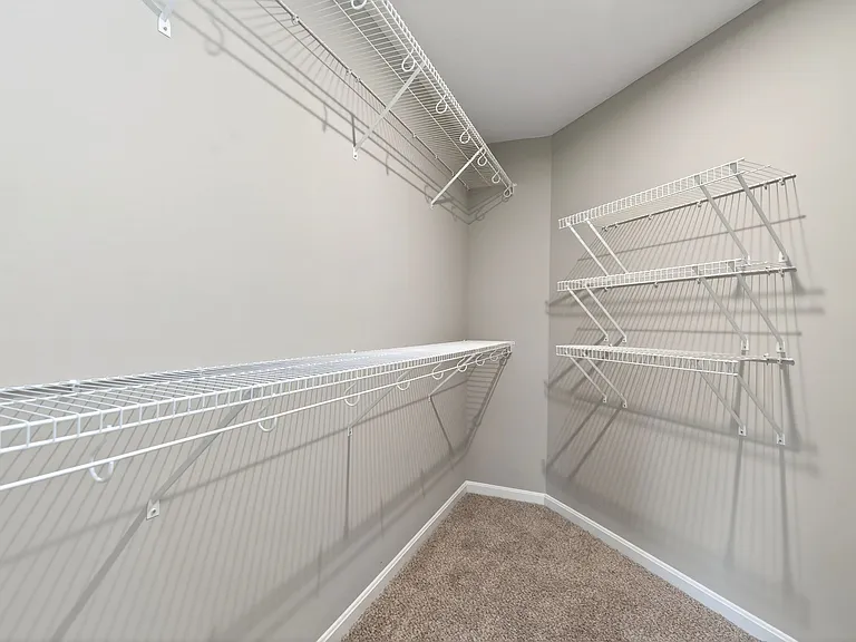 2703 Golden Leaf Dr #2703 — Photo 9