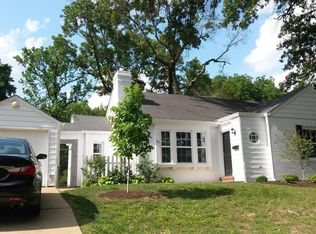 21 Hillard Rd, Saint Louis, MO 63122